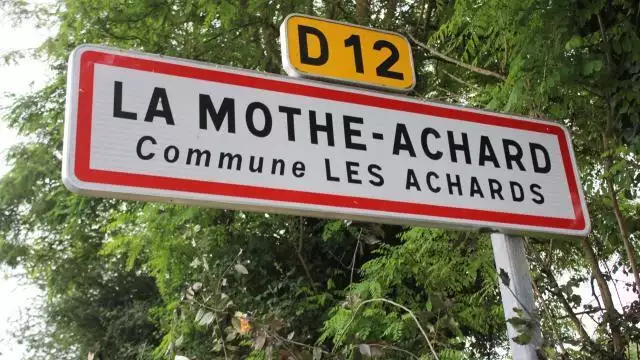 maitre d'oeuvre les achards